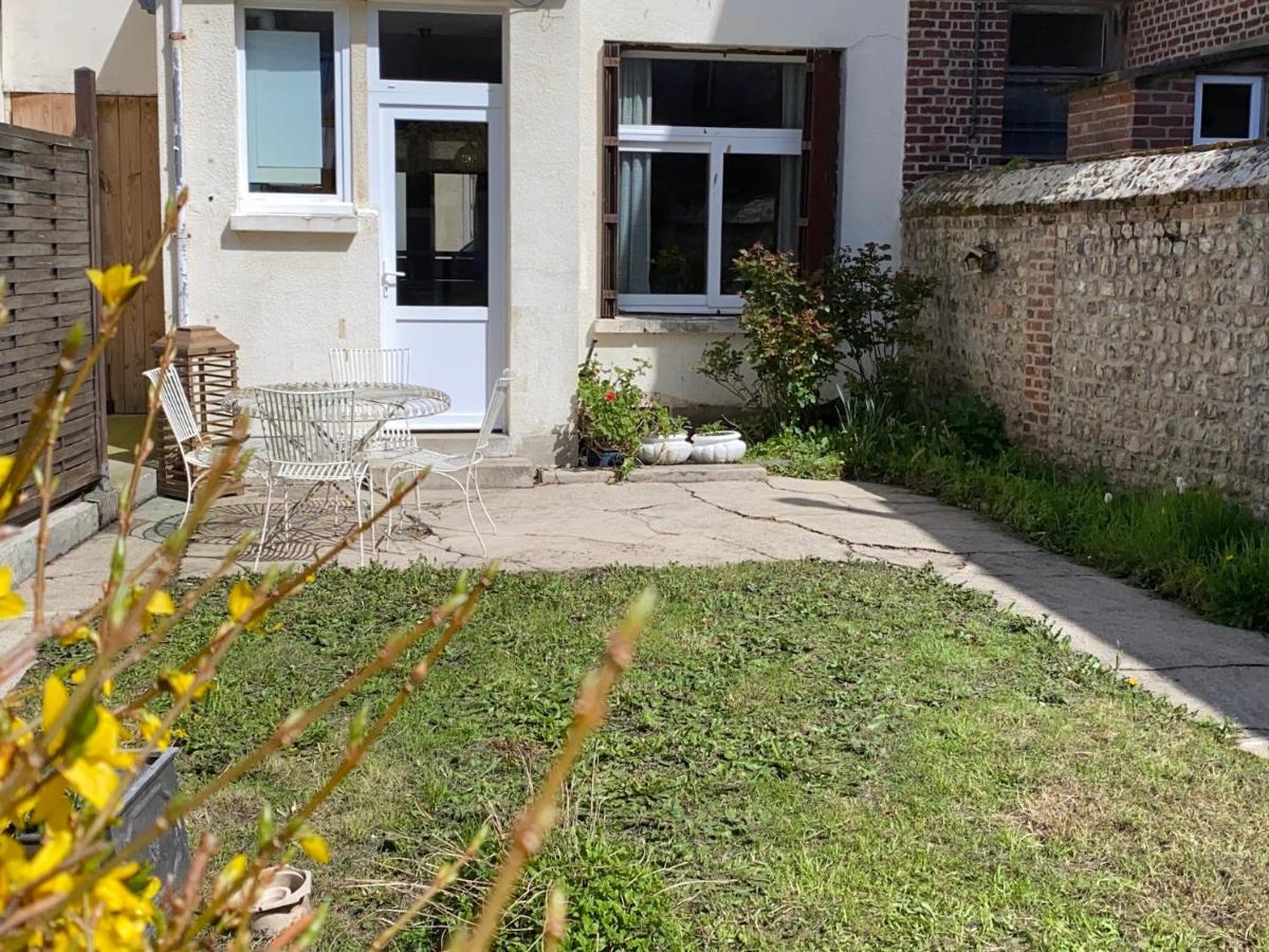 Maison Avec Jardin Et Parking, Au Centre D'Етрета Екстериор снимка